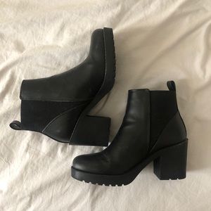 Black Chunky Booties